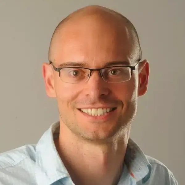 Pieter Abbeel Keynote Speaker and AI robotics professor at UC Berkeley