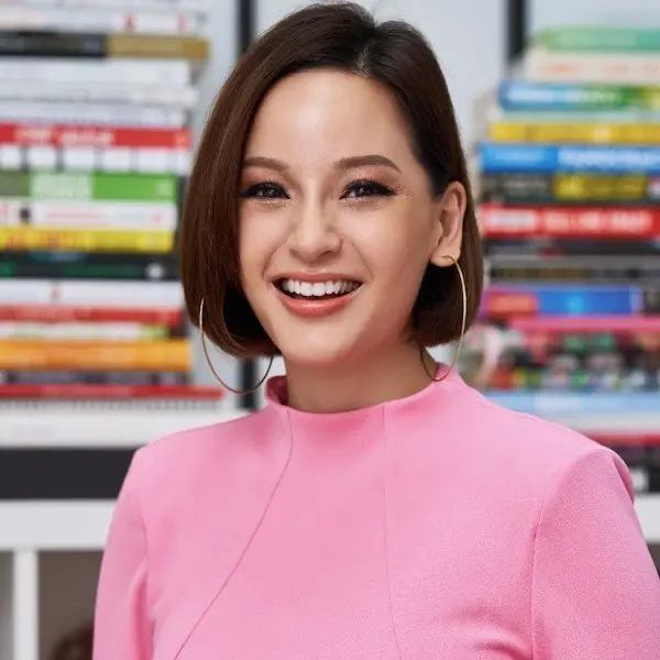 Simone Heng Keynote Speaker and human connection specialist