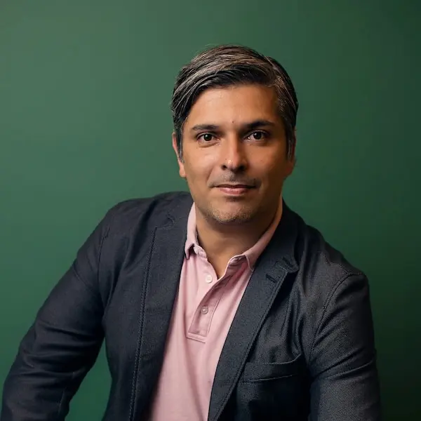 Marketing speaker Fernando Machado