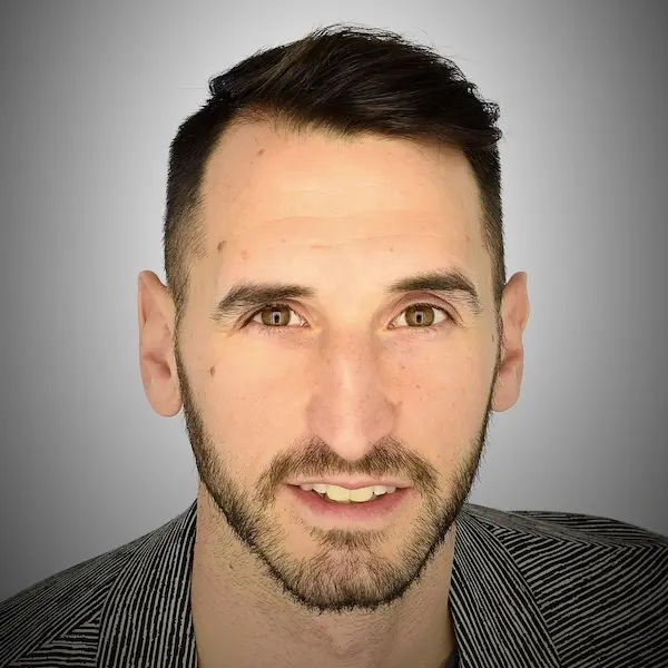 AI speaker Jake Hirsch-Allen