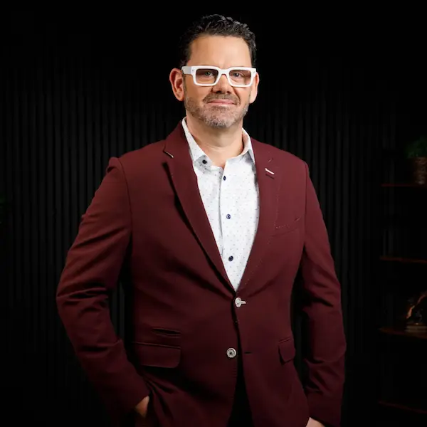 Chris Dyer Keynote Speaker and company culture expert
